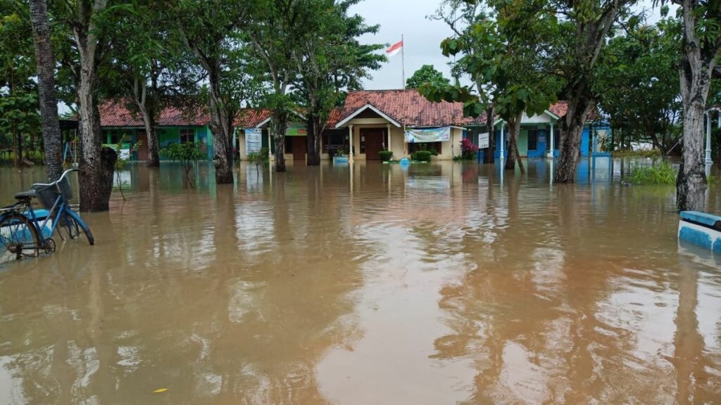 Banjir Pekalongan Jawa Tengah (foto via BNPB)