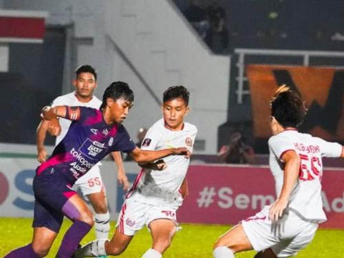 RANS Nusantara FC Pesta Gol ke Gawang Persija 5 1